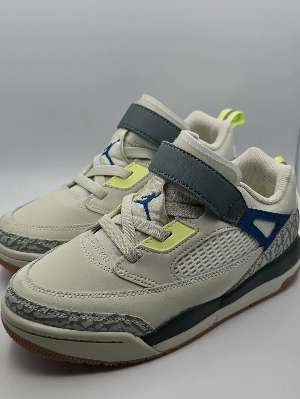 Jordan Spizike Low Kids Neutral, Navy & Lime Hook-and-Loop Sneakers